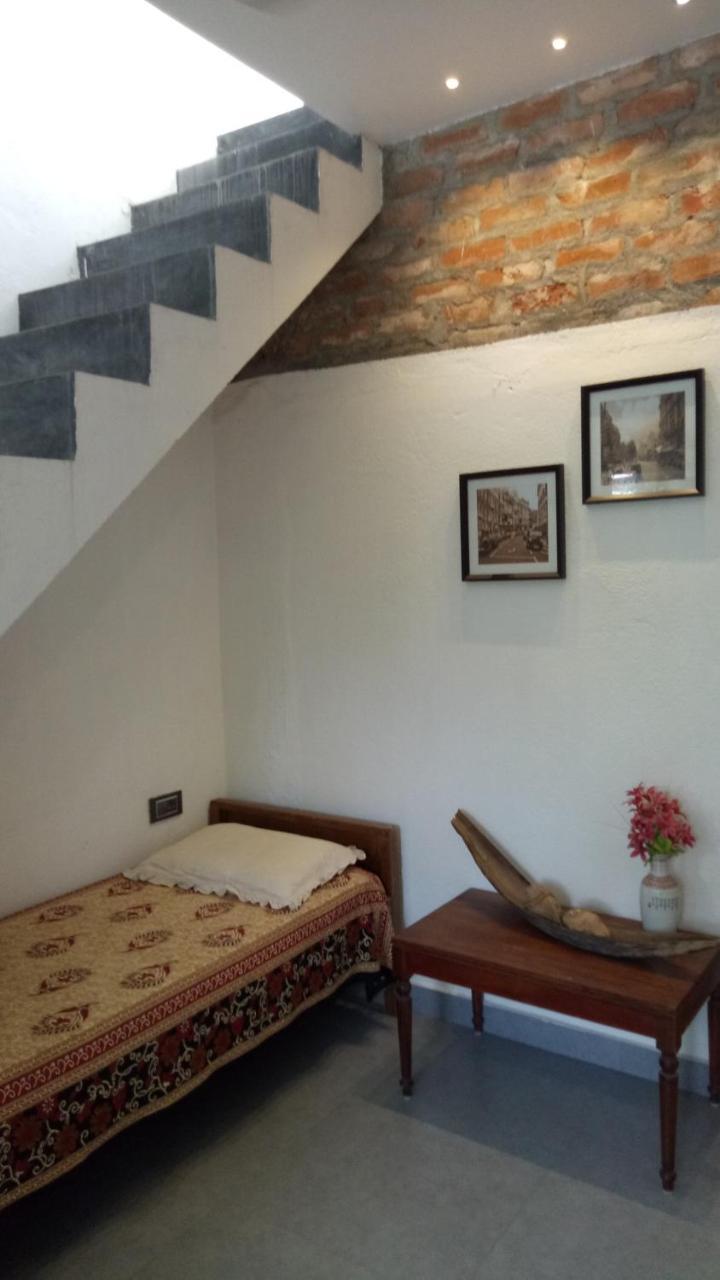 Adams Wood House Ayurveda Homestay Kochi Exterior photo